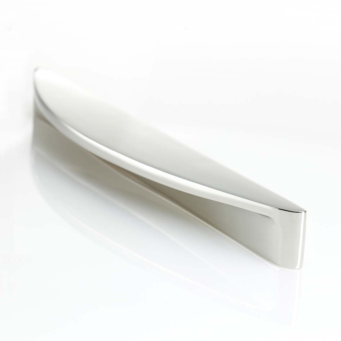 Snowdrift Cabinet Pulls in Polished Nickel