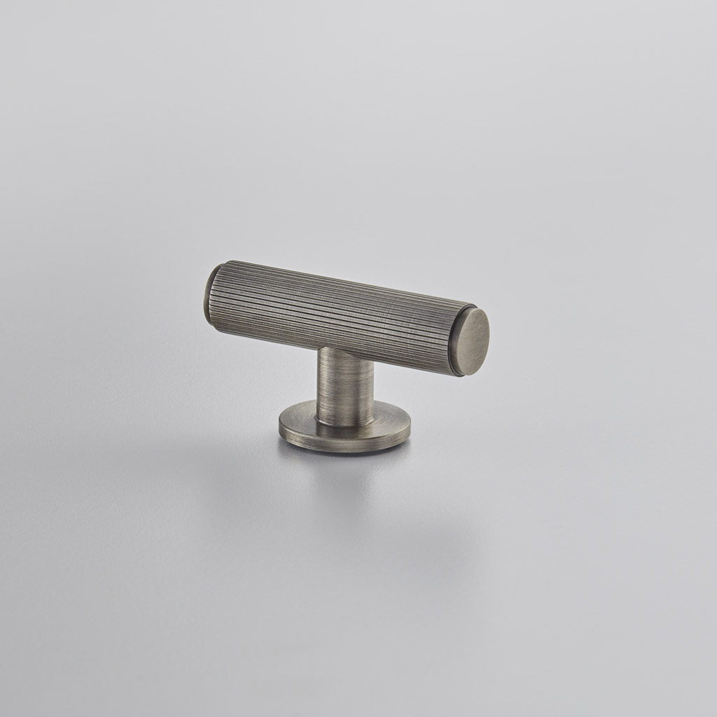 2-1/8″ Avenue Cabinet T-Bar