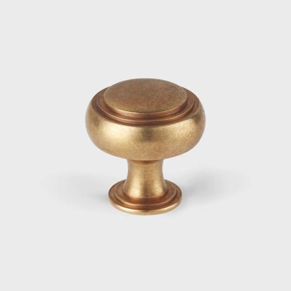 1" Carlton Knob