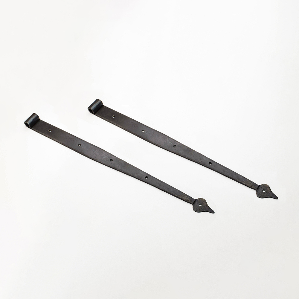 HF40 20″ Heart Strap Hinges Horton Brasses