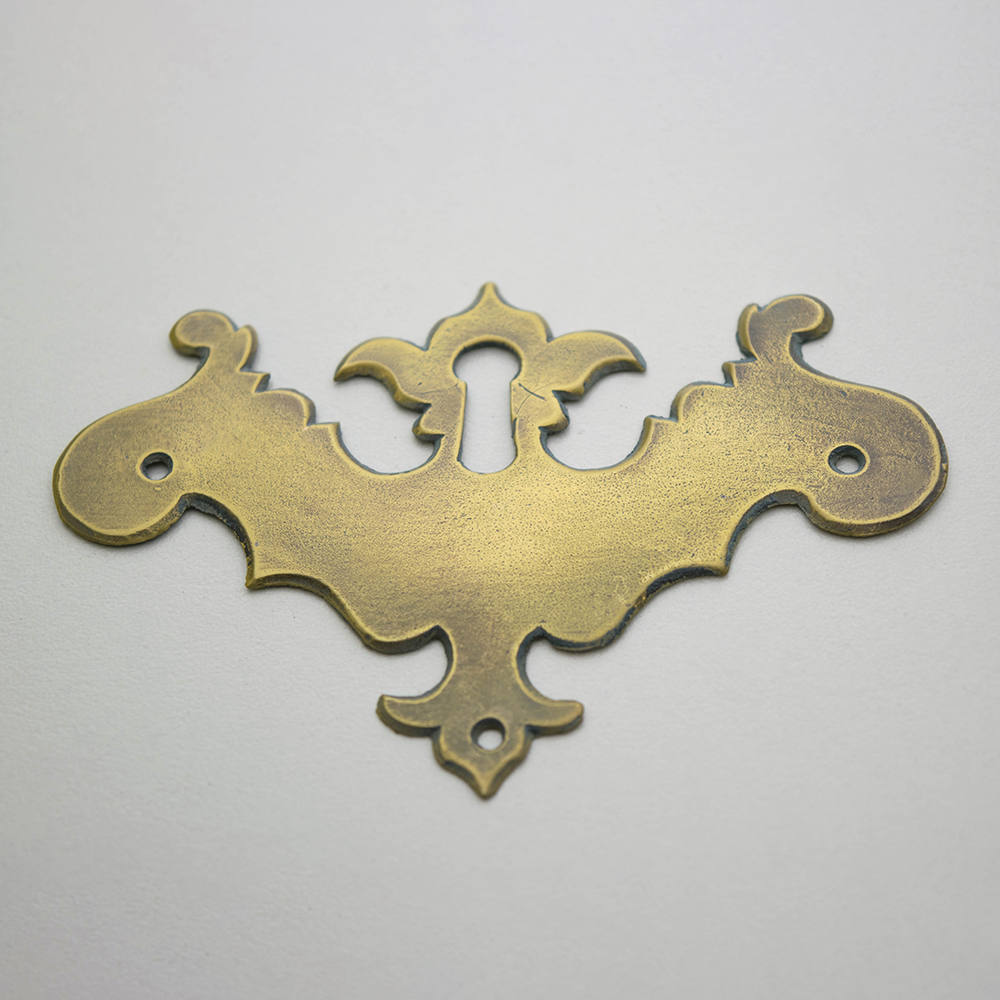 2-3/4″ LD-CH-84 Chippendale Escutcheon
