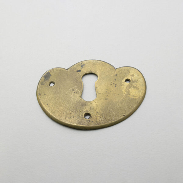 LD-QA-19 1-9/16" Queen Anne Escutcheon