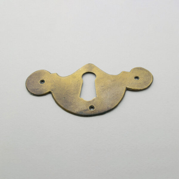 LD-QA-30 1-9/16" Queen Anne Escutcheon