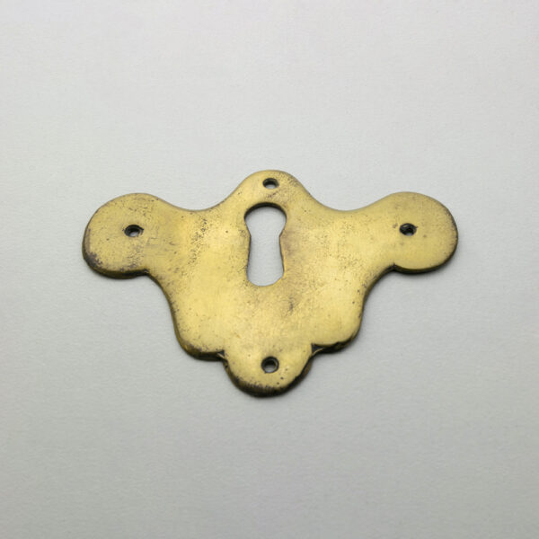 LD-QA-38 2" Queen Anne Escutcheon