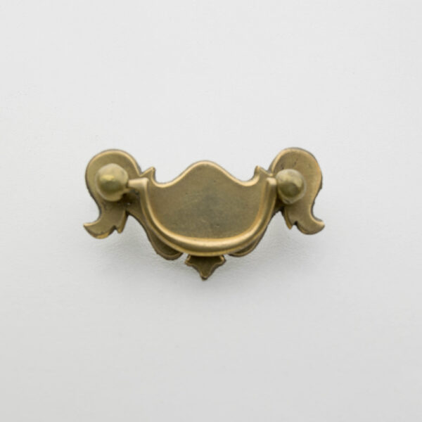 LD-QA-63 1-3/16" Queen Anne Pull