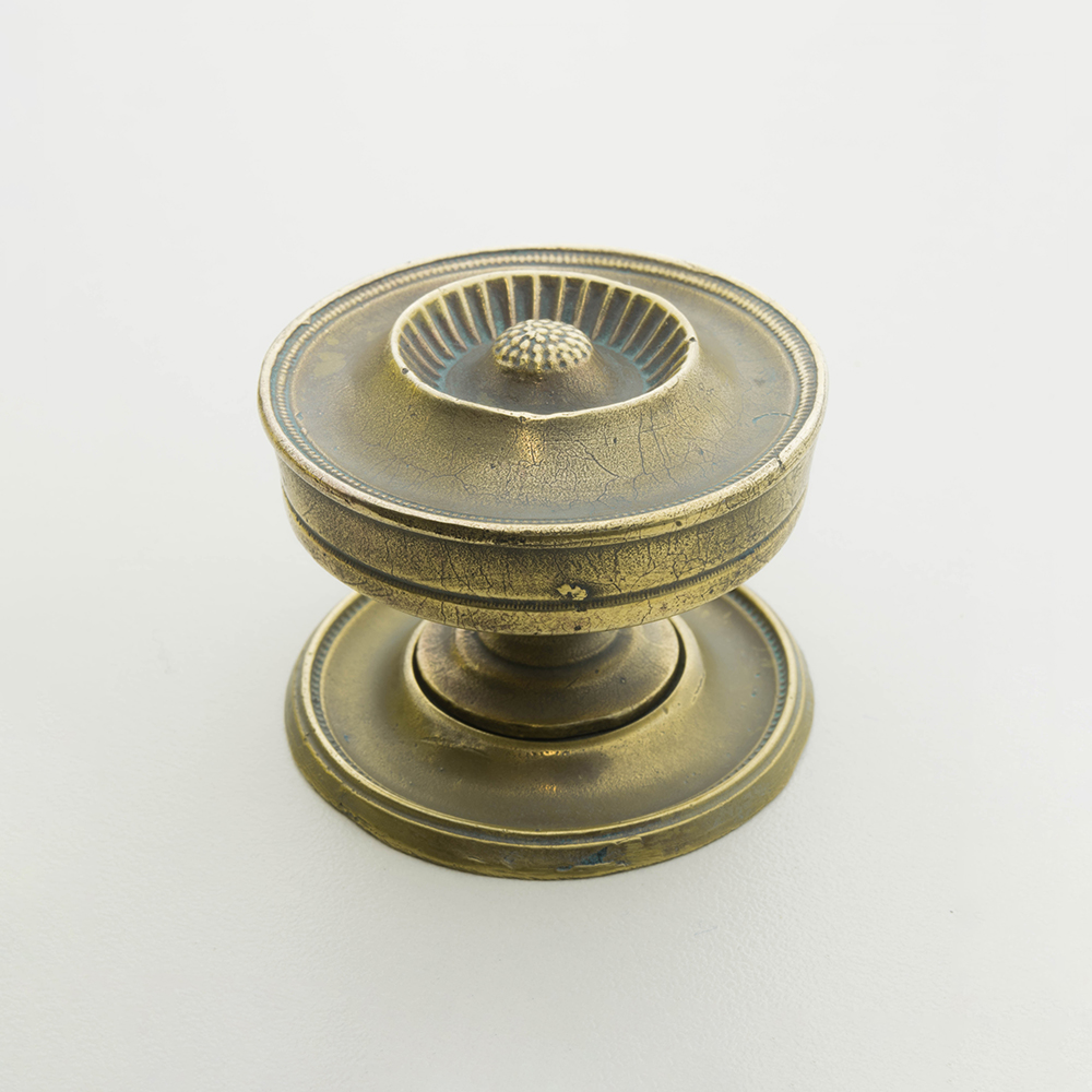 LDSK11 11/2″ Sheraton Knob Horton Brasses