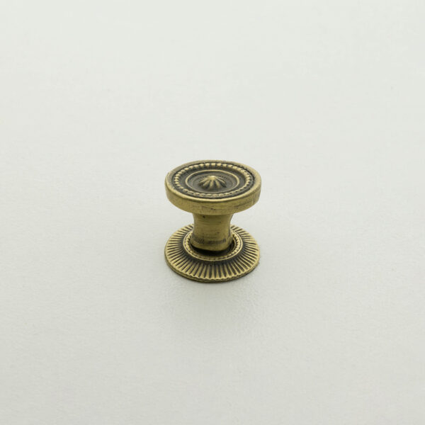 LD-SK-2 9/16" Sheraton Knob