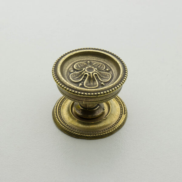 1-1/8" LD-SK-37 Sheraton Knob