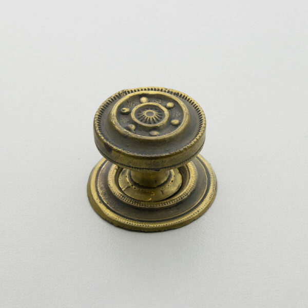LD-SK-43 15/16" Sheraton Knob