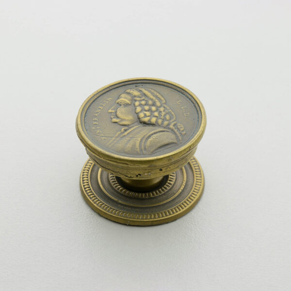 LD-SK-46 1-1/8" Sheraton Knob