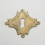 LD-WM-106 2-3/4" William & Mary Escutcheon