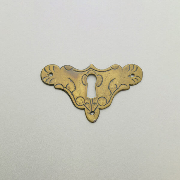 LD-WM-49 2-3/16" William & Mary Escutcheon