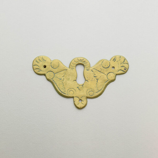 LD-WM-51 2-1/2" William & Mary Escutcheon