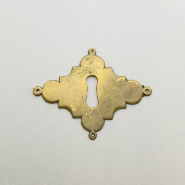LD-WM-54 2-13/16" William & Mary Escutcheon