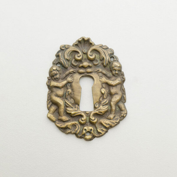 LD-WM-61 1-3/4" William & Mary Escutcheon