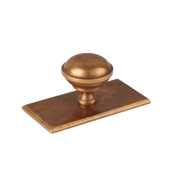 1-1/8" Queslett Cabinet Knob w/ Rectangular Backplate