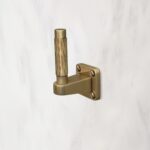3-1/16" Leopard Hook