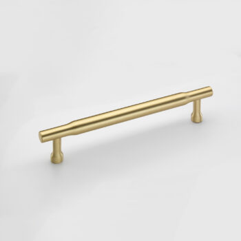 6 516 Bowland Pull Handle by Crofts  Assinder