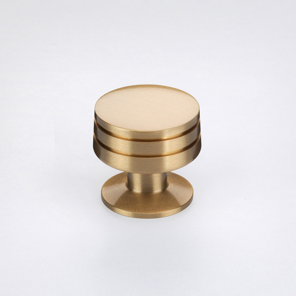1-1/2" Braemar Knob by Crofts & Assinder