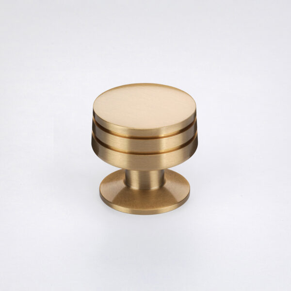 1-1/2" Braemar Knob by Crofts & Assinder