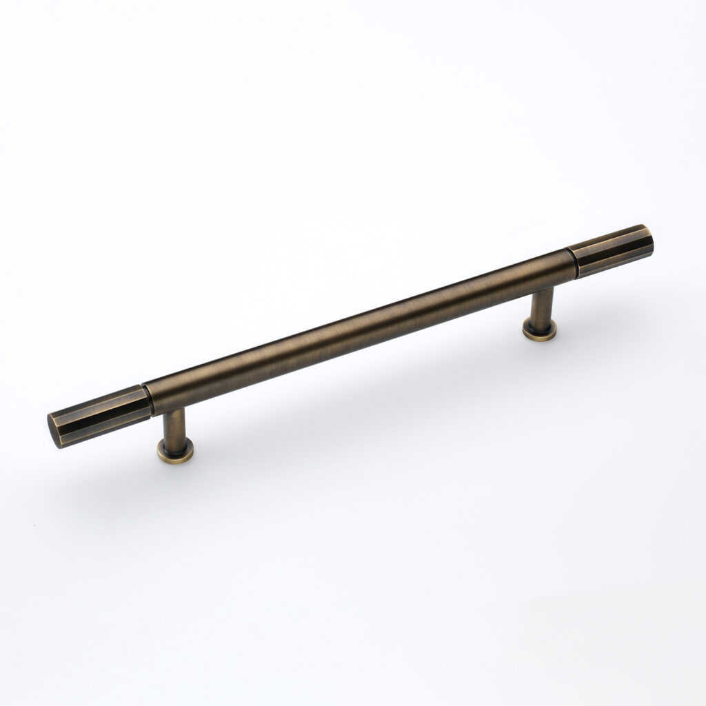 7-9/16" Broadway Pul Handle by Crofts & Assinder