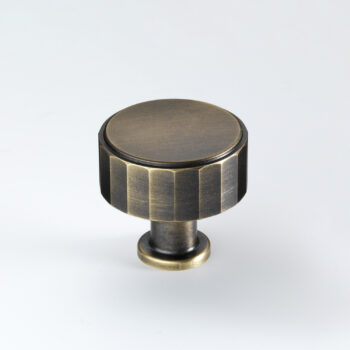 1 38 Broadway Knob by Crofts  Assinder