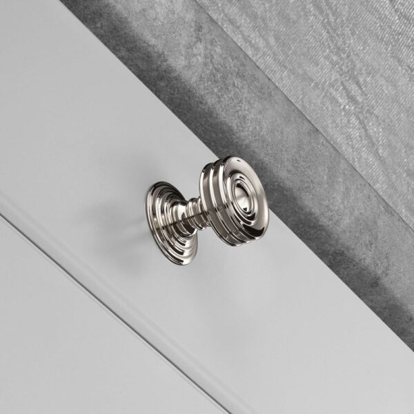 1-1/2" Bordeaux Knob with Backplate by MYOH