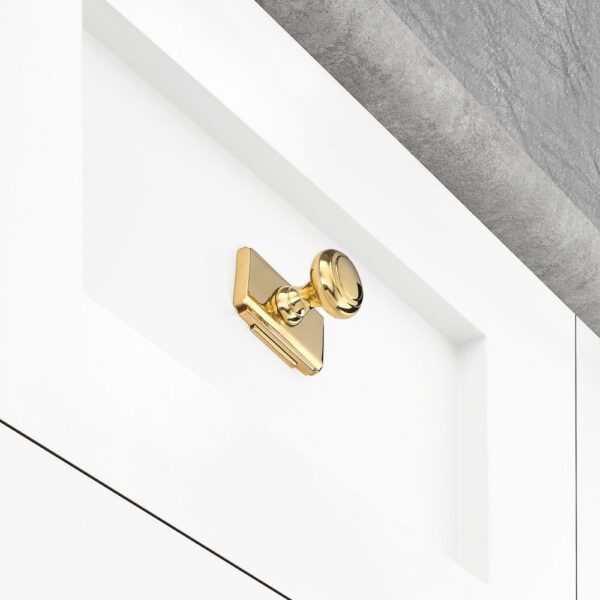 1-1/8" Classic Knob with Backplate by MYOH