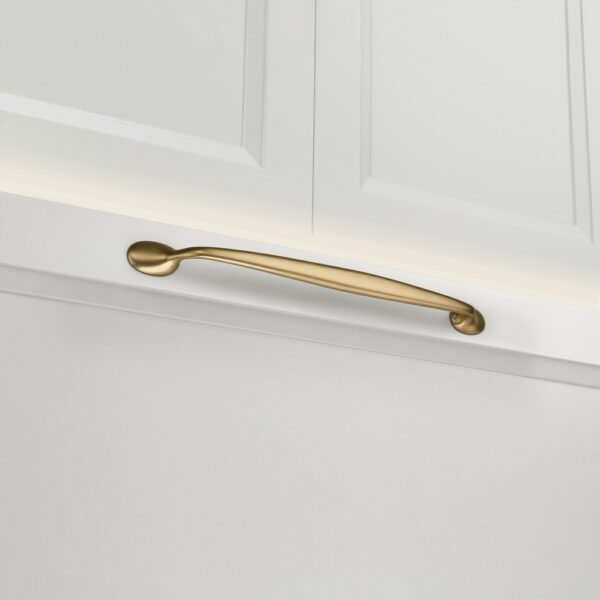 18" Bellagio Appliance Pull by MYOH