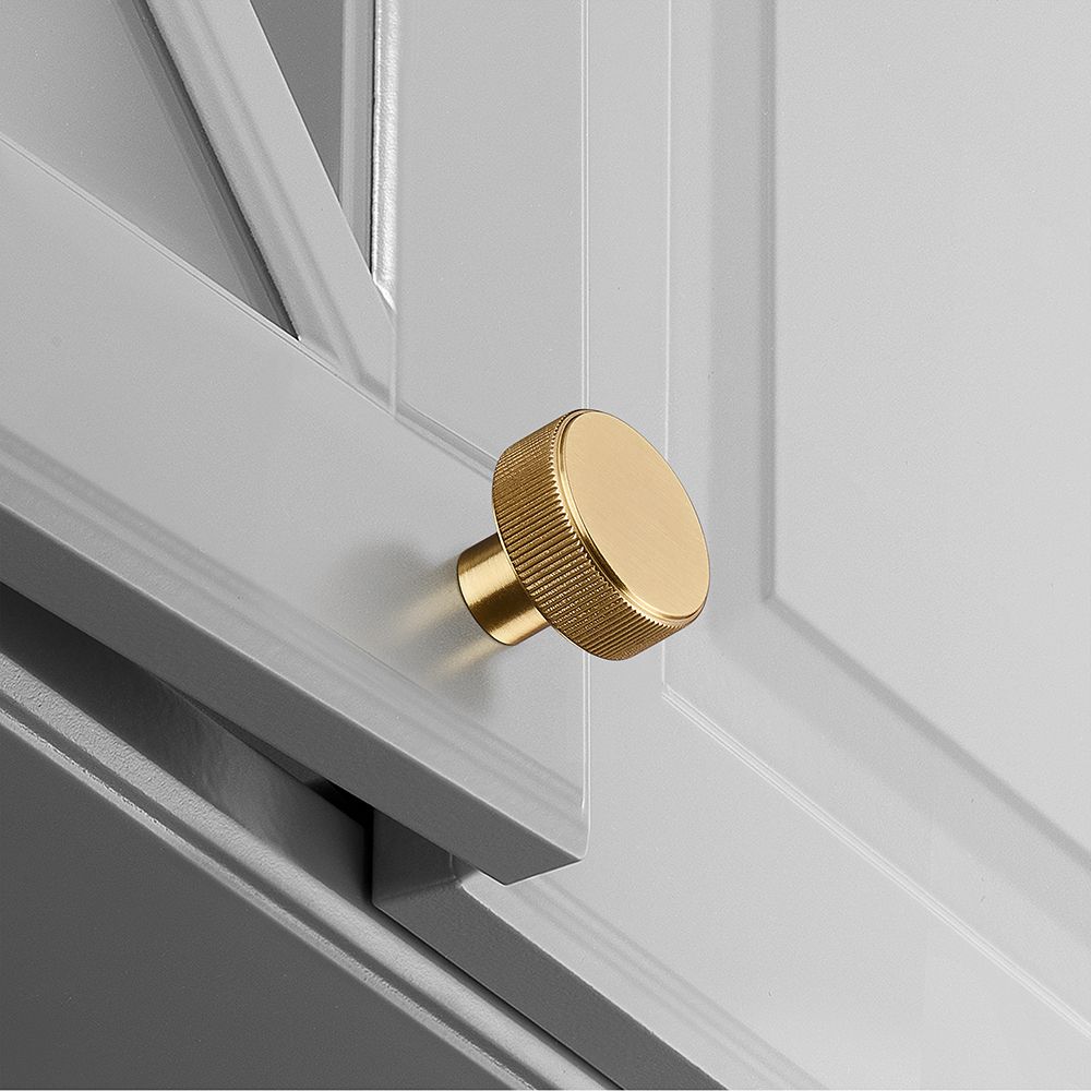 1-1/2" Bond Knob by MYOH