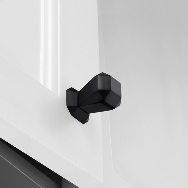 1-1/8" Tiffany Facet Knob by MYOH