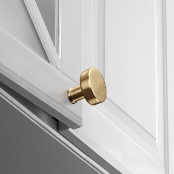 1 18 Marella Knob by MYOH