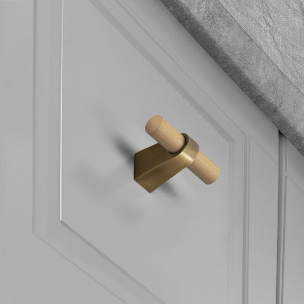 2-1/8" Leopard T-Knob by MYOH
