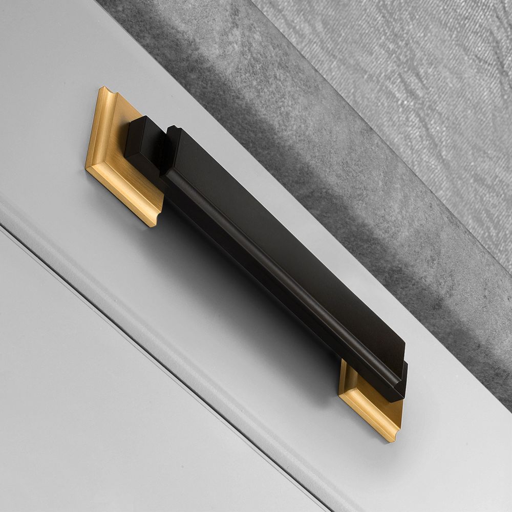 18" Glebe Pull by MYOH