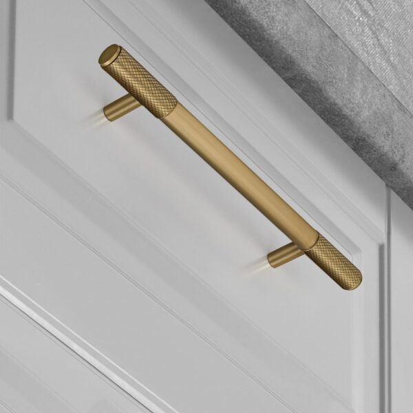 18" Jazz II Bar Pull by MYOH