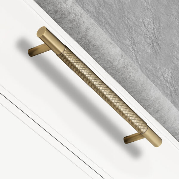 7-9/16" Jazz Bar Pull by MYOH