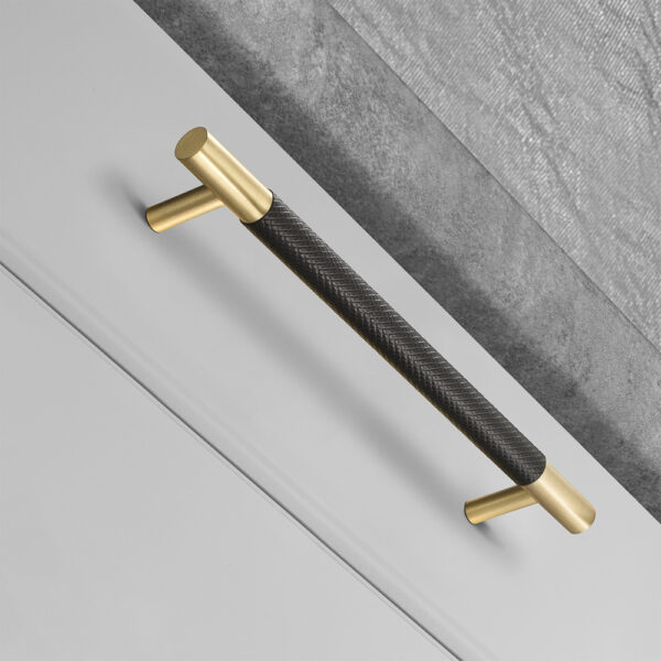 10" Jazz Bar Pull by MYOH