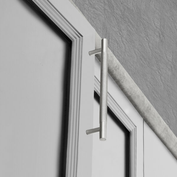 60" Jazz Bar Pull by MYOH