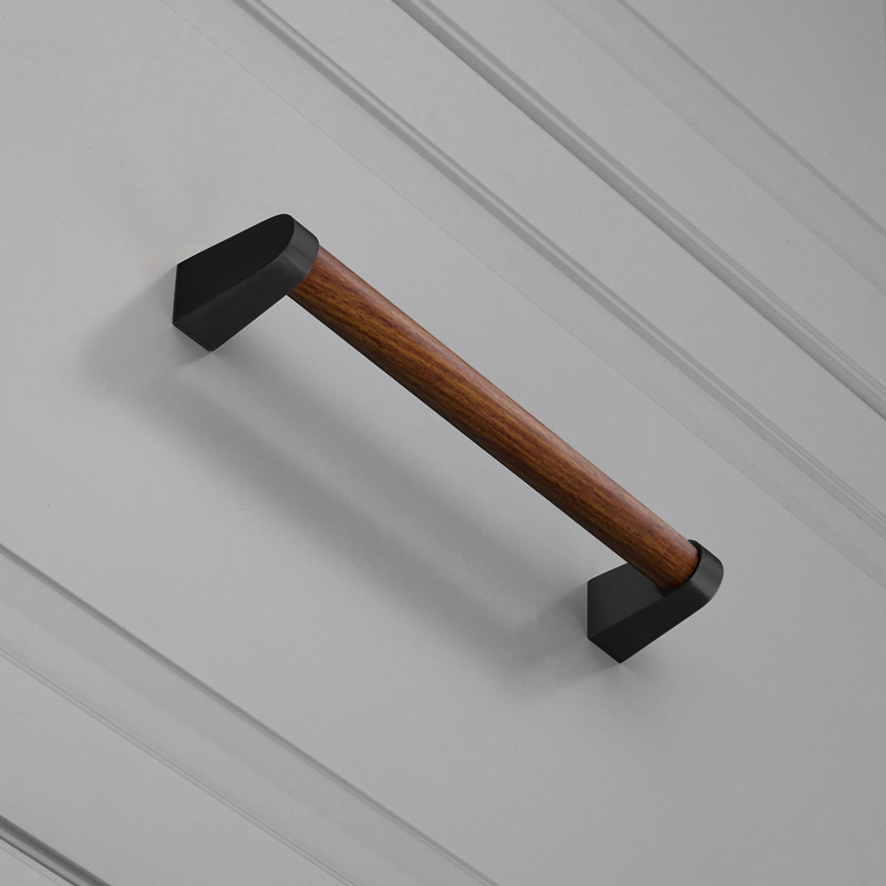 30" Leopard Bar Pull by MYOH