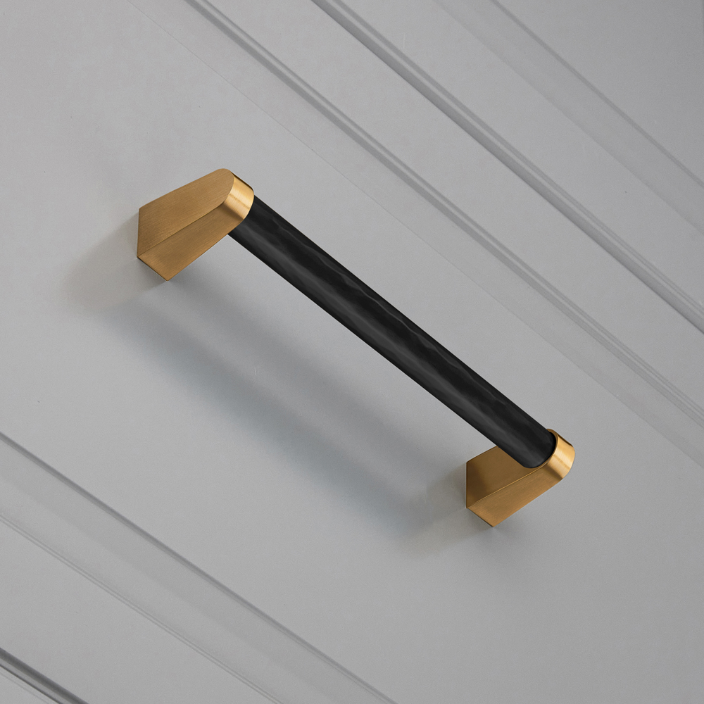 7-9/16" Leopard Bar Pull by MYOH