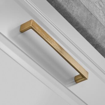 5 116 Vendome D Handle by MYOH