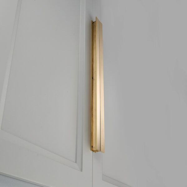 7" Livingston SBS Edge Pull by MYOH