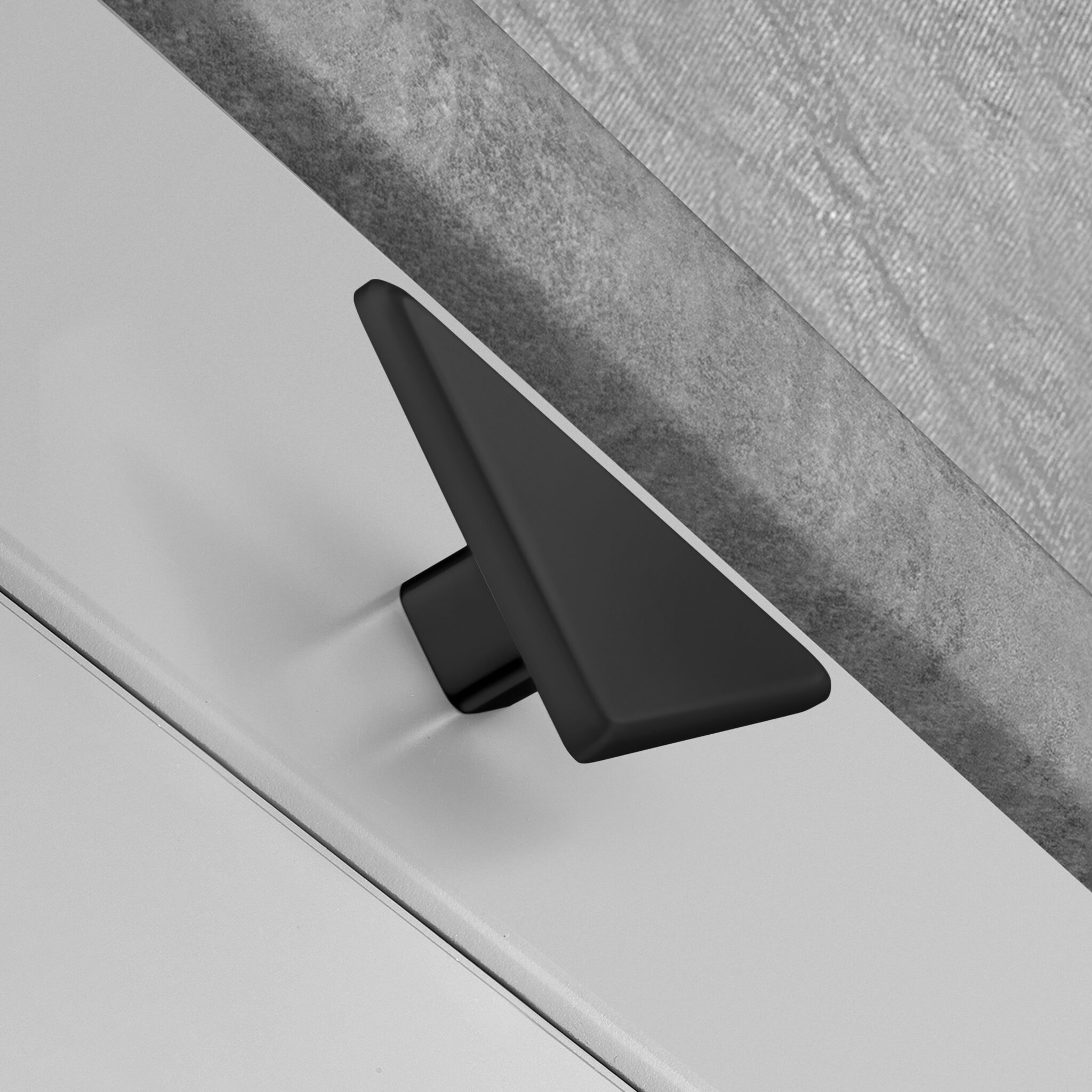 1-1/2" Giza Pull by MYOH