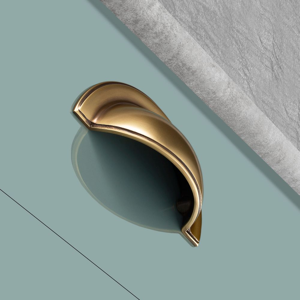 2-1/2" Conwy Cup Pull by MYOH