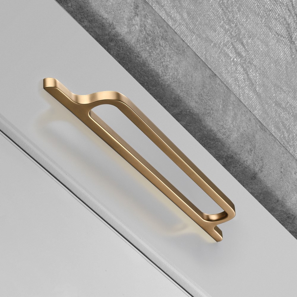 8″ Chicago Loop Pull MYOH Horton Brasses